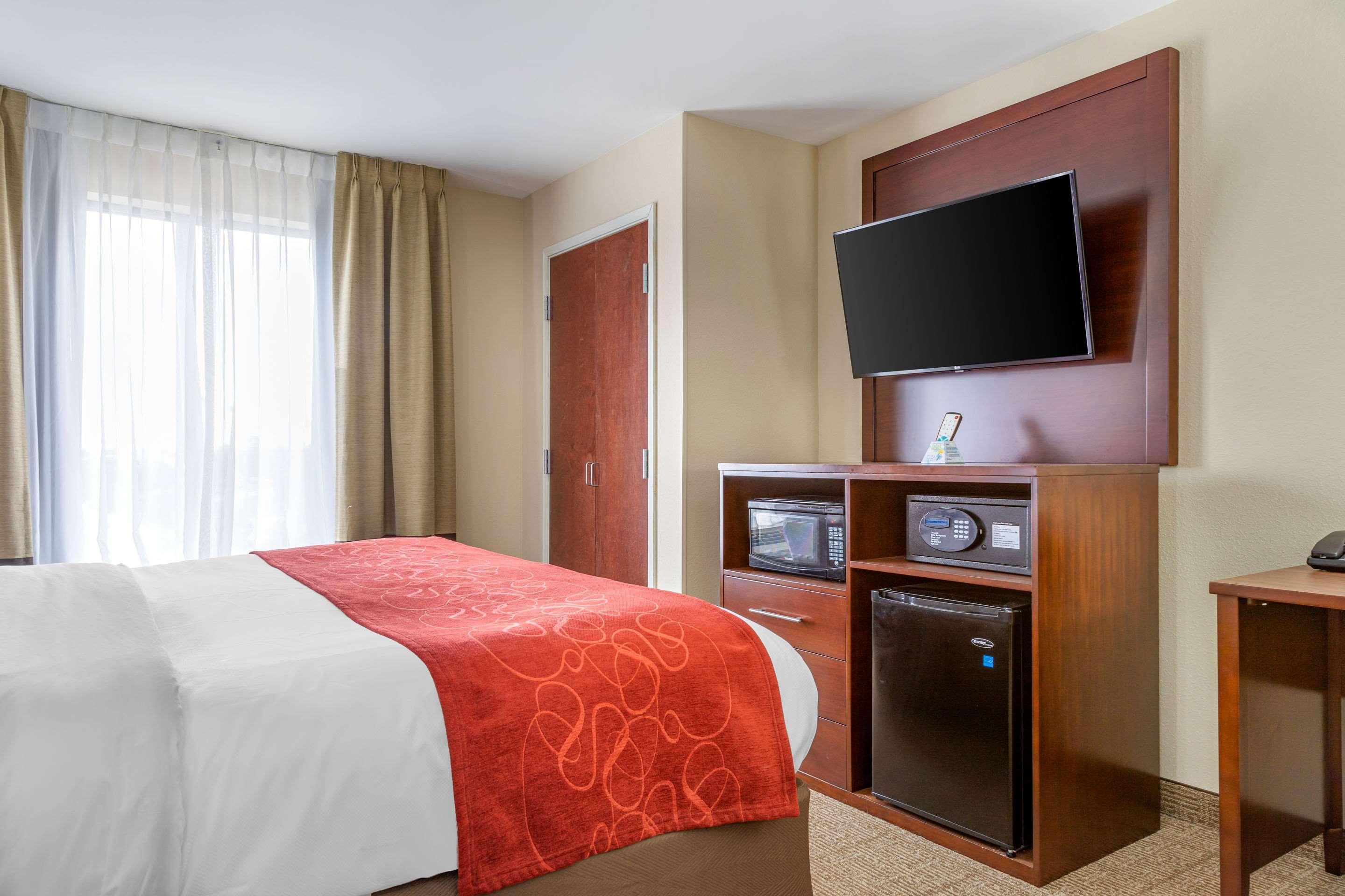 Comfort Suites Savannah Gateway I-95 Georgetown Екстериор снимка