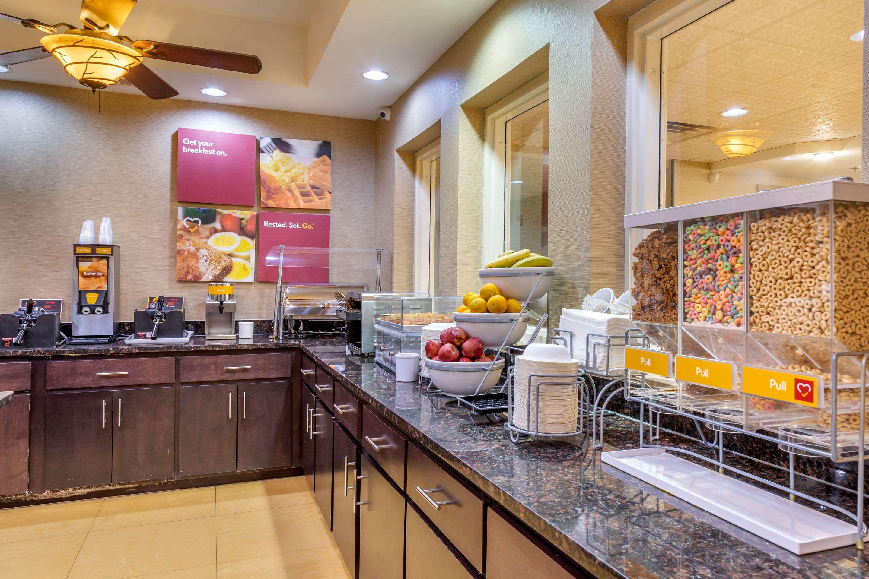 Comfort Suites Savannah Gateway I-95 Georgetown Екстериор снимка