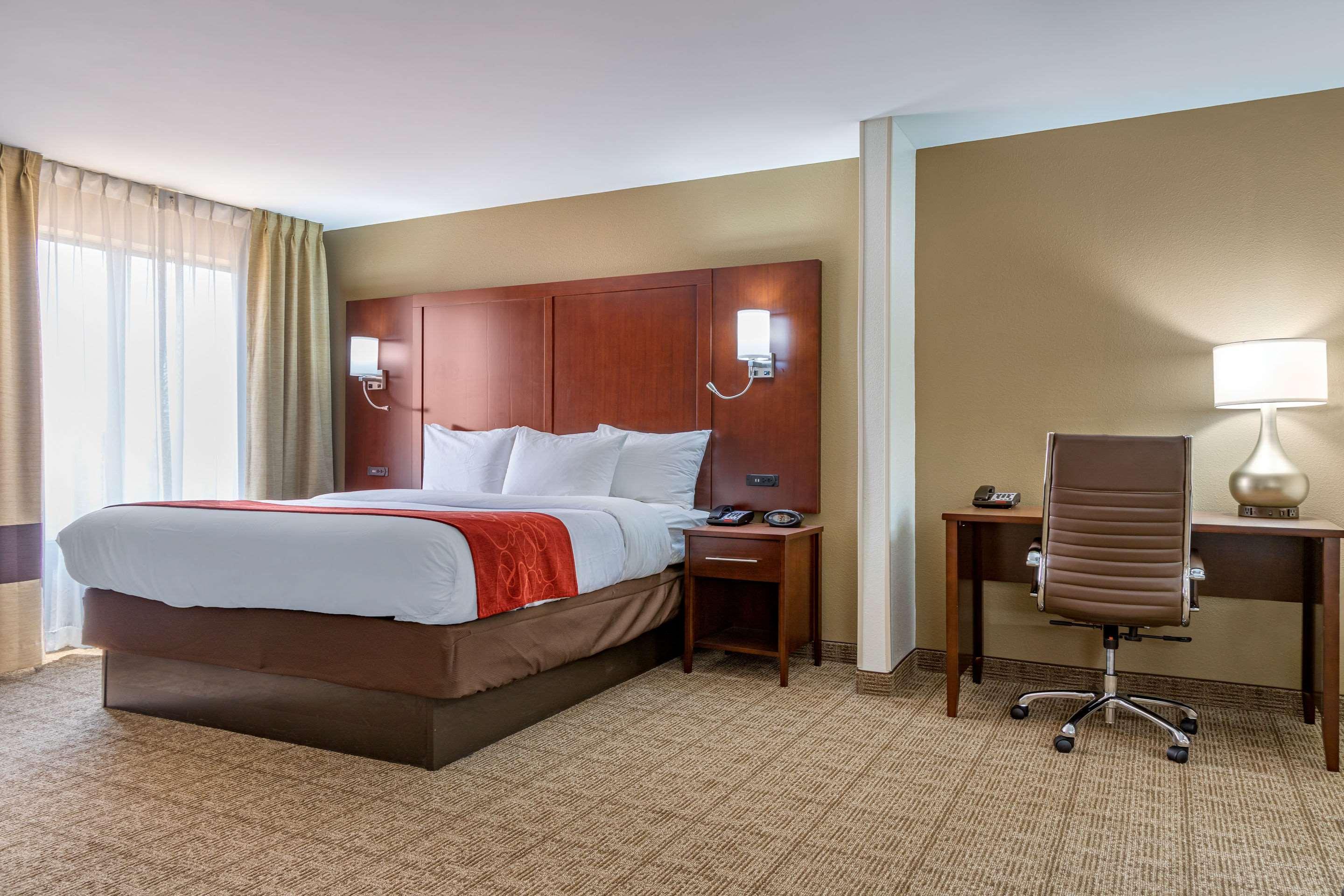 Comfort Suites Savannah Gateway I-95 Georgetown Екстериор снимка