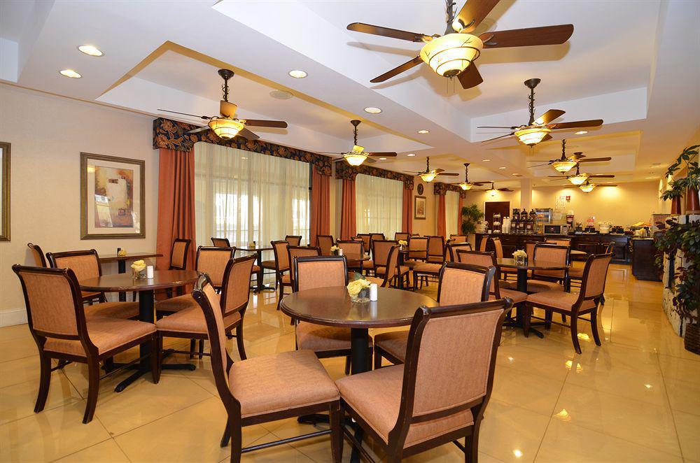 Comfort Suites Savannah Gateway I-95 Georgetown Екстериор снимка