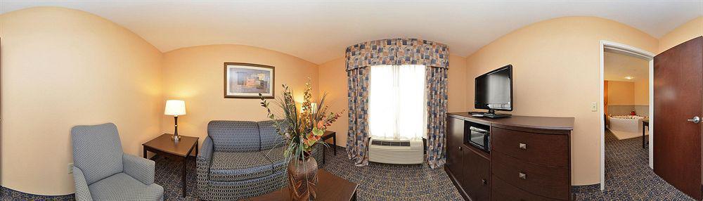 Comfort Suites Savannah Gateway I-95 Georgetown Стая снимка